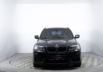 Подержанный автомобиль BMW X3 2013 года (2 фото)