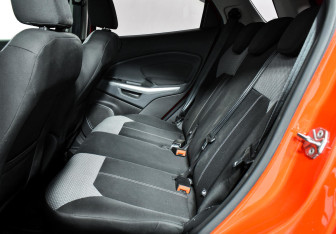 Подержанный автомобиль Ford EcoSport 2016 года (11 фото)