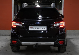Подержанный автомобиль Subaru Outback Wagon 2018 года (6 фото)