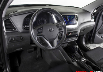 Подержанный автомобиль Hyundai Tucson 2016 года (17 фото)
