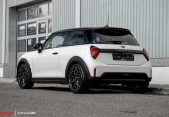 Новый MINI Hatch 2024 (3 фото)