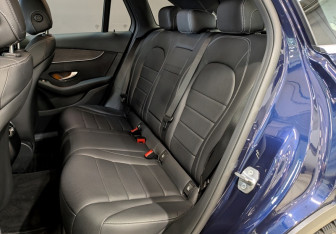 Подержанный автомобиль Mercedes-Benz GLC Coupe 2021 года (26 фото)