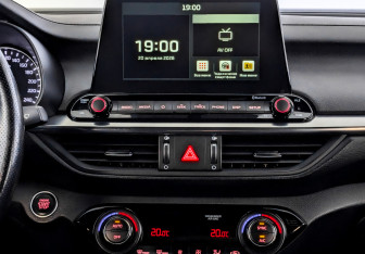 Подержанный автомобиль Kia Cerato Sedan 2020 года (15 фото)