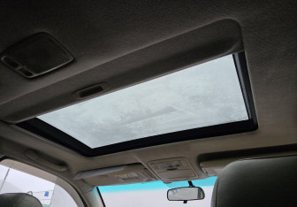 Подержанный автомобиль Toyota Highlander 2003 года (18 фото)