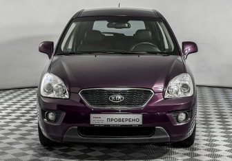 Подержанный автомобиль Kia Carens 2011 года (2 фото)