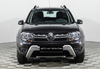 Подержанный автомобиль Renault Duster 2015 года (2 фото)