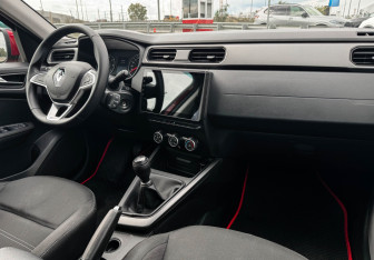 Подержанный автомобиль Renault Arkana 2019 года (9 фото)