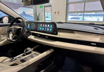 Подержанный автомобиль Chery Arrizo 8 2023 года (14 фото)