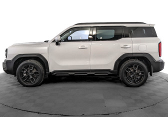 Подержанный автомобиль Haval H3 2024 года (9 фото)