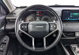 Подержанный автомобиль Haval Jolion 2022 года (21 фото)