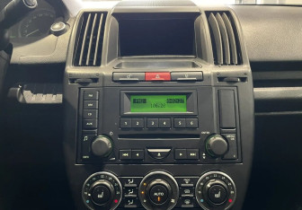 Подержанный автомобиль Land Rover Freelander 2008 года (13 фото)