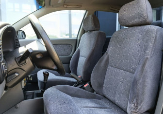Подержанный автомобиль Kia Spectra Sedan 2006 года (18 фото)