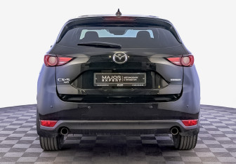 Подержанный автомобиль Mazda CX-5 2021 года (6 фото)