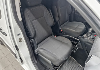 Подержанный автомобиль Citroen Berlingo 2021 года (22 фото)