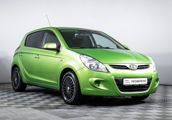 Подержанный автомобиль Hyundai i20 2009 года (3 фото)