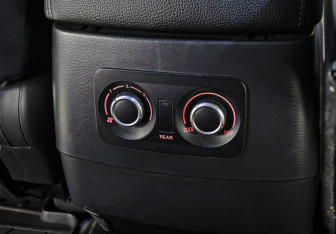 Подержанный автомобиль Mitsubishi Pajero 2014 года (18 фото)