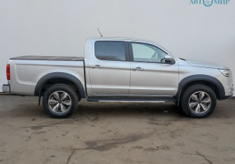 Подержанный автомобиль JAC T8 2023 года (4 фото)