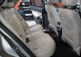 Подержанный автомобиль Mercedes-Benz GLE 2021 года (12 фото)