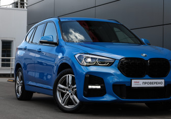 Подержанный автомобиль BMW X1 2019 года (24 фото)