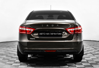 Подержанный автомобиль LADA (ВАЗ) Vesta Sedan 2016 года (6 фото)