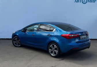Подержанный автомобиль Kia Cerato Sedan 2014 года (6 фото)