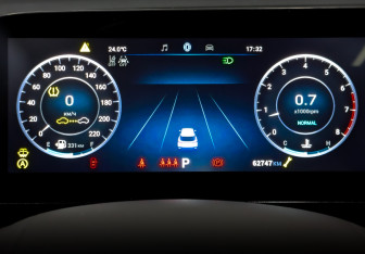 Подержанный автомобиль Omoda C5 2023 года (13 фото)