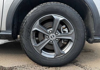 Подержанный автомобиль Haval F7 2024 года (13 фото)