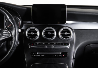 Подержанный автомобиль Mercedes-Benz GLC Coupe 2018 года (14 фото)