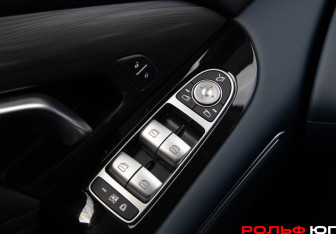 Подержанный автомобиль Voyah Free 2023 года (21 фото)