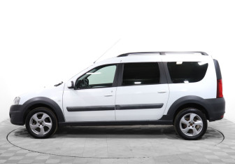 Подержанный автомобиль LADA (ВАЗ) Largus Wagon 2018 года (8 фото)