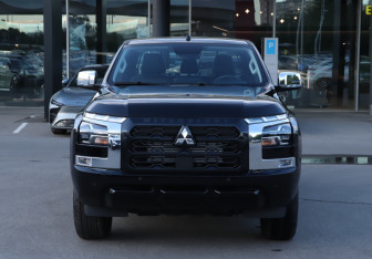 Новый Mitsubishi L200 2025 (2 фото)