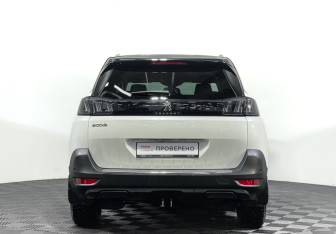 Подержанный автомобиль Peugeot 5008 Suv 2021 года (6 фото)