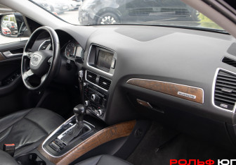 Подержанный автомобиль Audi Q5 2012 года (7 фото)
