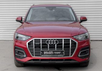 Подержанный автомобиль Audi Q5 2021 года (2 фото)