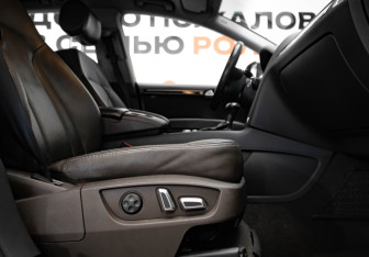 Подержанный автомобиль Audi Q7 2013 года (28 фото)