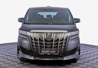 Подержанный автомобиль Toyota Alphard 2018 года (2 фото)