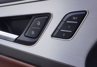 Подержанный автомобиль Audi Q7 2019 года (15 фото)