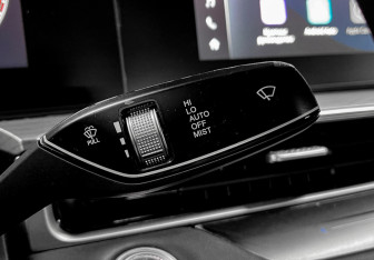 Подержанный автомобиль Chery Arrizo 8 2024 года (25 фото)