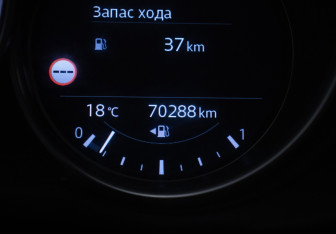 Подержанный автомобиль Mazda CX-5 2020 года (12 фото)