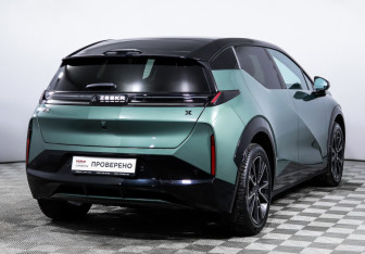 Подержанный автомобиль Zeekr X 2023 года (5 фото)