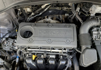 Подержанный автомобиль Hyundai Santa Fe 2014 года (9 фото)