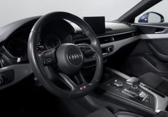 Подержанный автомобиль Audi A5 Liftback 2018 года (14 фото)