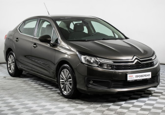 Подержанный автомобиль Citroen C4 Sedan 2017 года (3 фото)