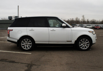 Подержанный автомобиль Land Rover Range Rover 2014 года (4 фото)