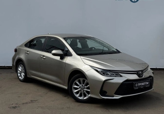 Подержанный автомобиль Toyota Corolla Sedan 2020 года (3 фото)