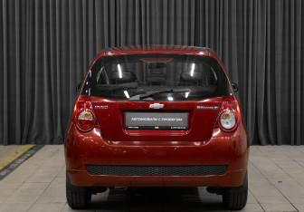 Подержанный автомобиль Chevrolet Aveo Hatchback 2008 года (5 фото)