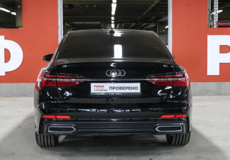 Подержанный автомобиль Audi A6 Sedan 2021 года (6 фото)