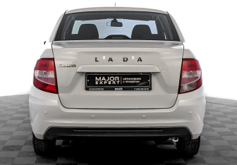 Подержанный автомобиль LADA (ВАЗ) Granta Sedan 2023 года (6 фото)