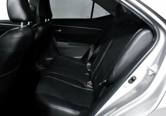 Подержанный автомобиль Toyota Corolla Sedan 2018 года (13 фото)