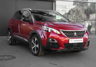 Подержанный автомобиль Peugeot 3008 2018 года (3 фото)